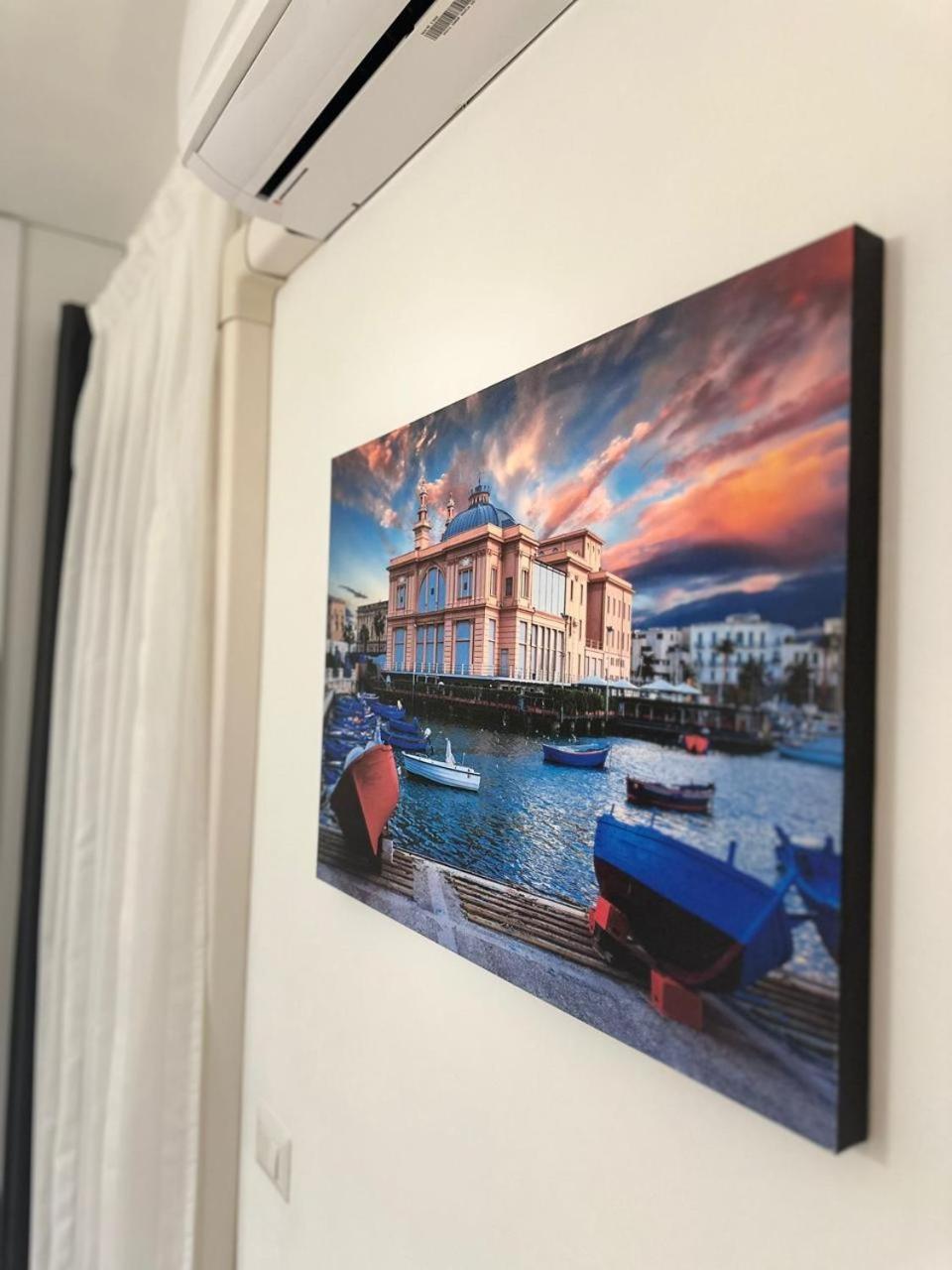 Margherita Apartment Барі Екстер'єр фото
