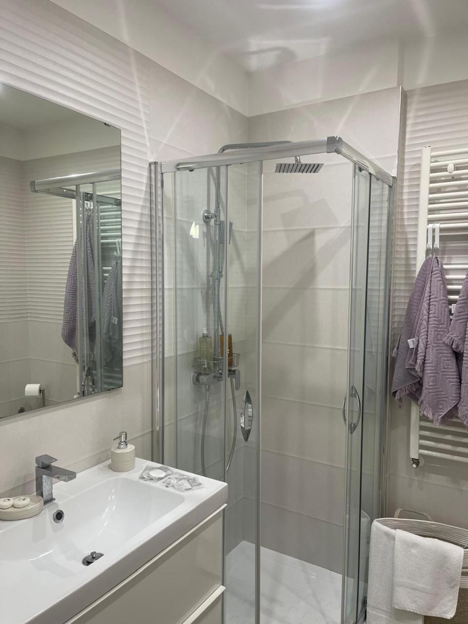 Margherita Apartment Барі Екстер'єр фото