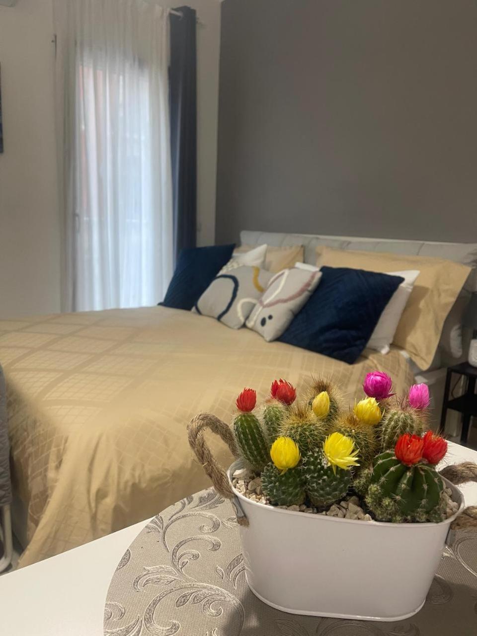 Margherita Apartment Барі Екстер'єр фото